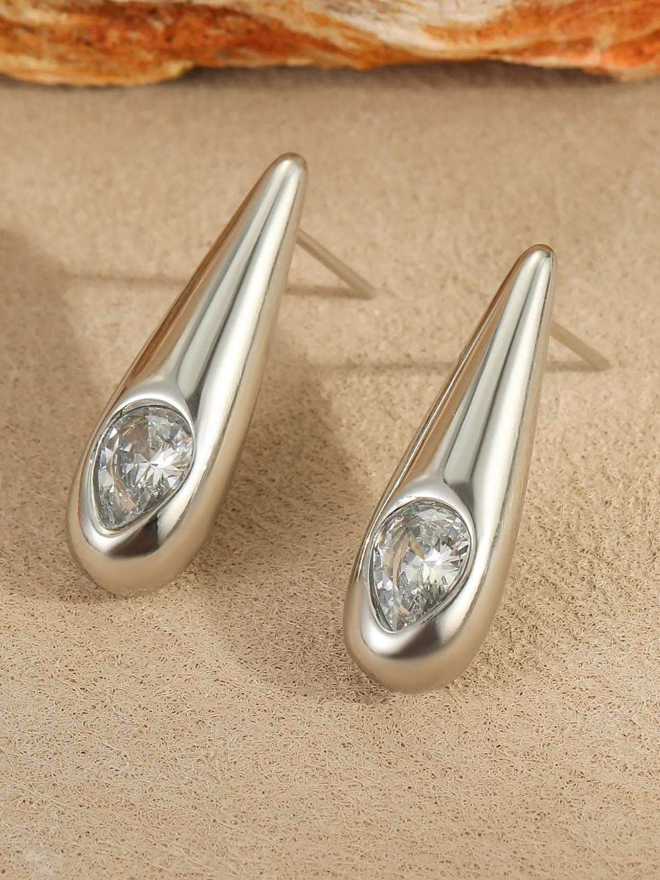 18K Gold - Plated Zircone Teardrop Earrings - Extrinsic Beauty