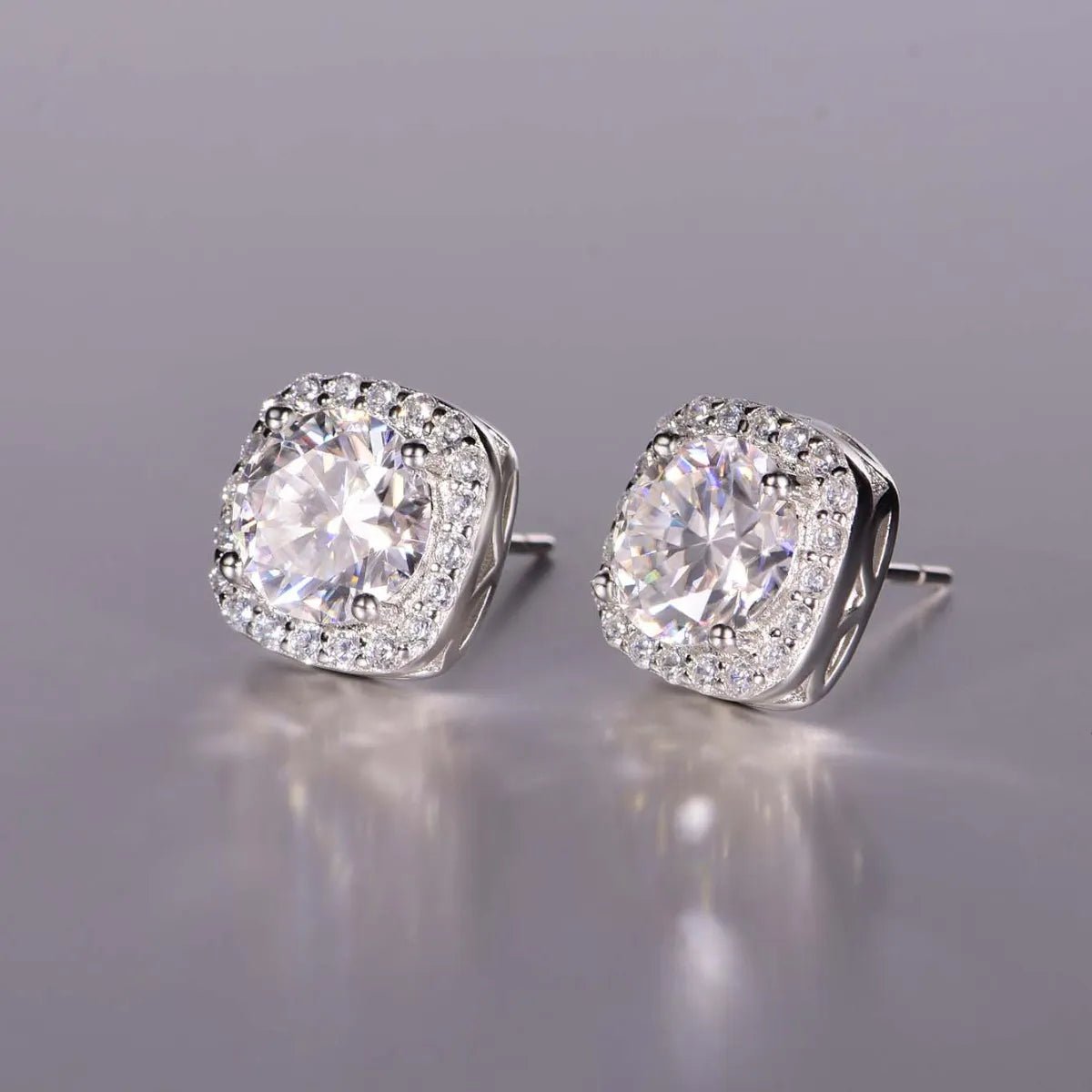 2.4 Carat Moissanite Stud Earrings - Extrinsic Beauty