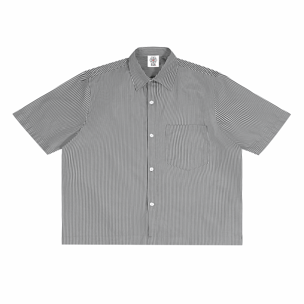 Black-and-white vertical stripe boxy shirt, short sleeves, button-front, chest pocket