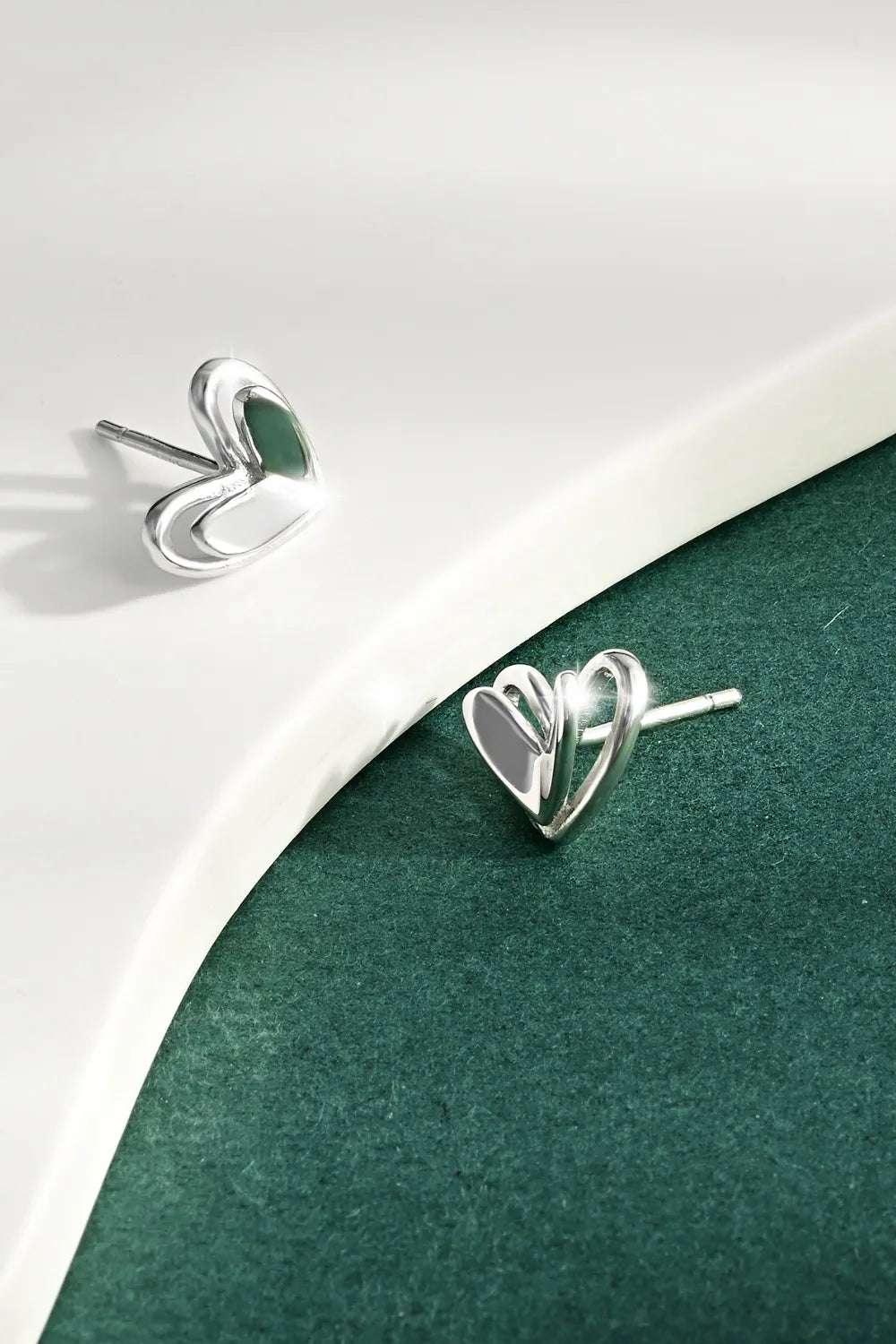 925 Sterling Silver Heart Stud Earrings - Extrinsic Beauty