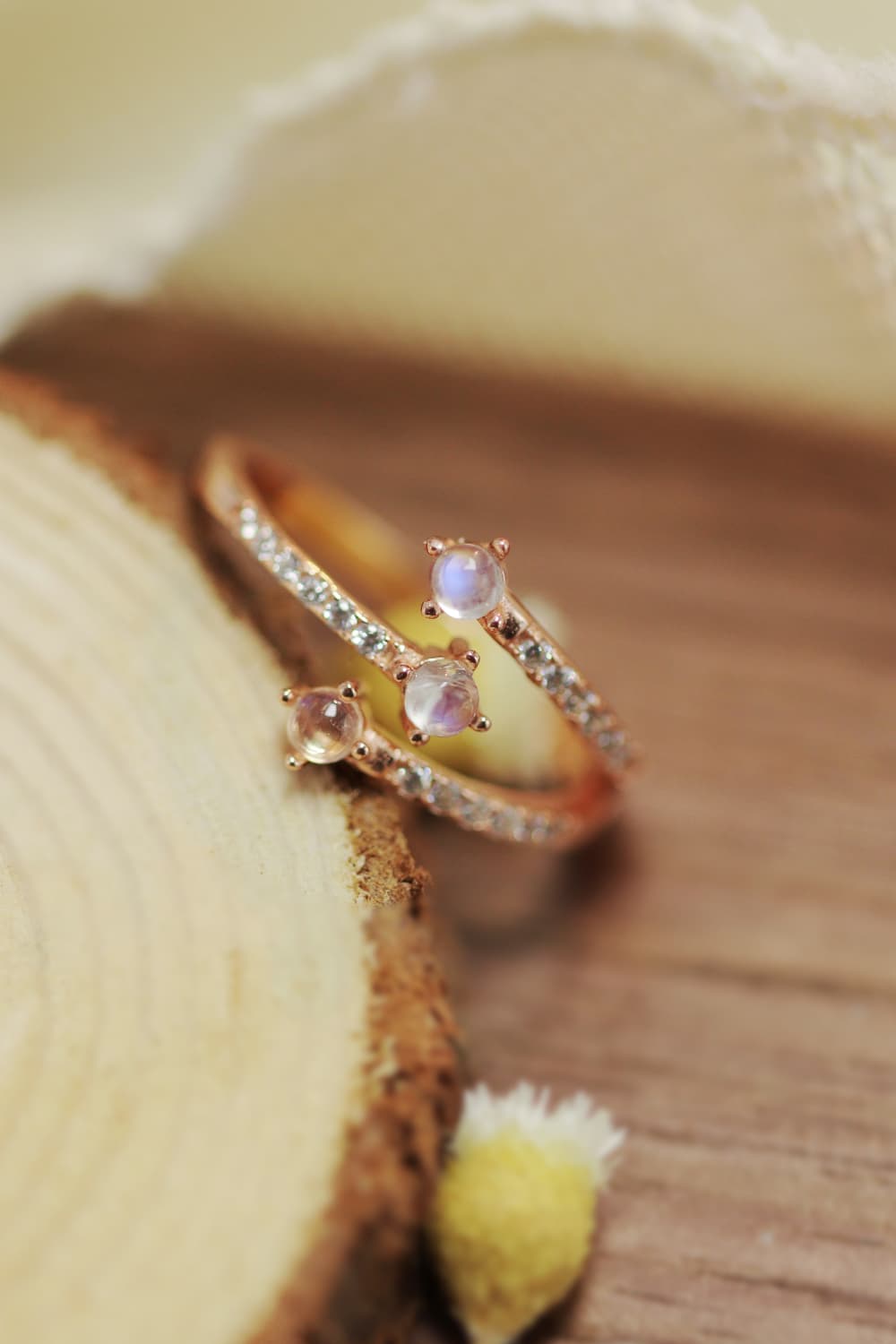 High Quality Natural Moonstone 925 Sterling Silver Ring - Extrinsic Beauty