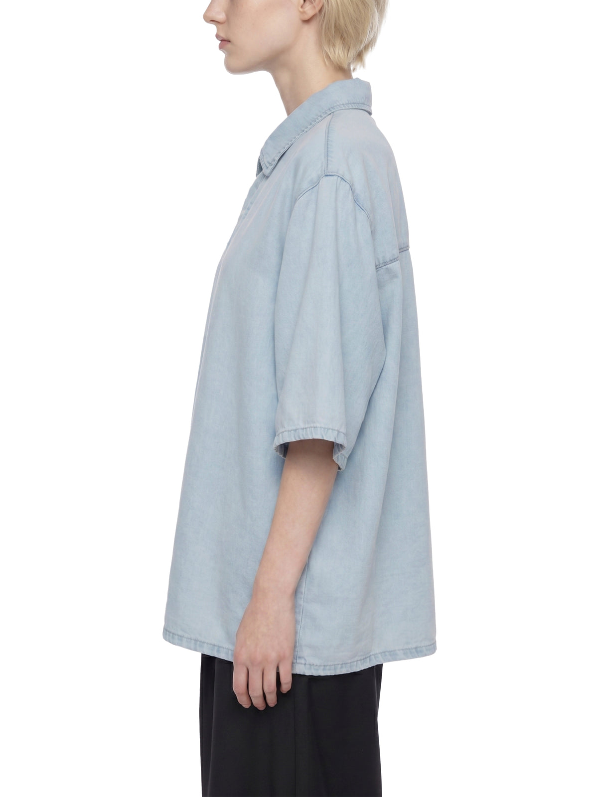 Light blue unisex drop-shoulder lyocell shirt, short sleeves, side view