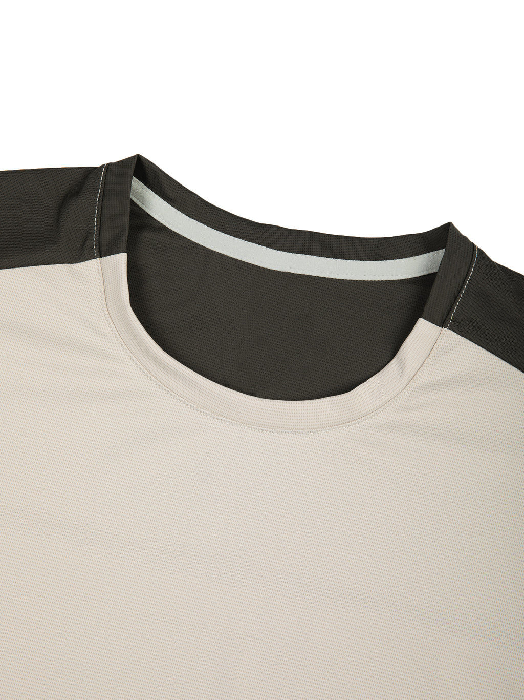 Crew neck color-block performance T-shirt with dark charcoal collar trim
