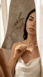 Freshwater pearl necklace set of 2 in 18K gold with white pearl pendants
